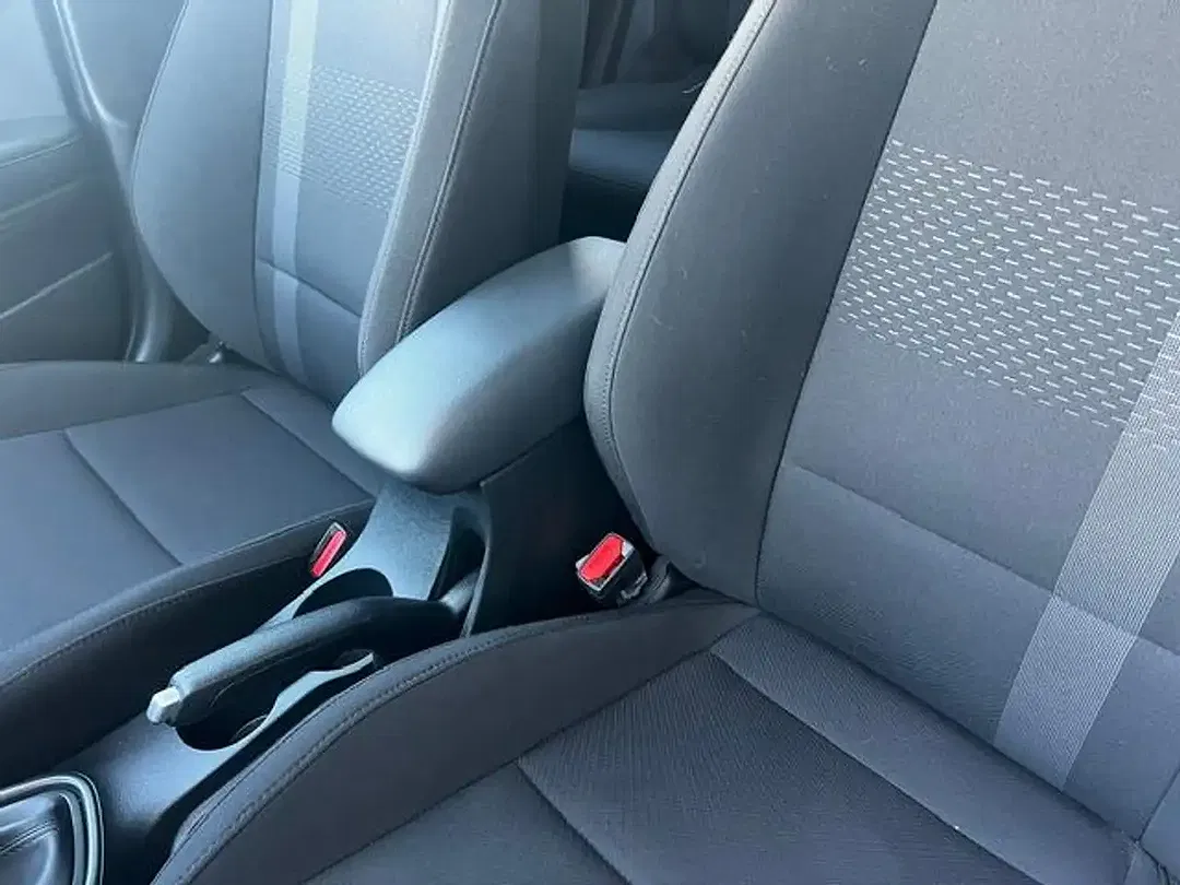 Hyundai i20 - Thumbnail 8