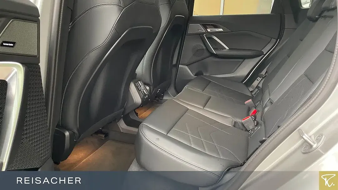 BMW X1 - Thumbnail 8