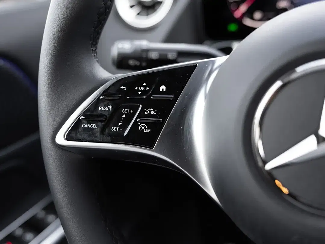 Mercedes-Benz GLA 200 - Thumbnail 15