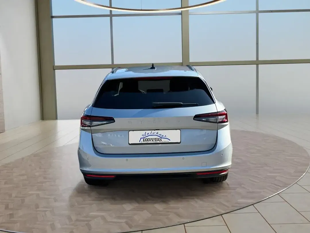 Skoda Superb - Thumbnail 4