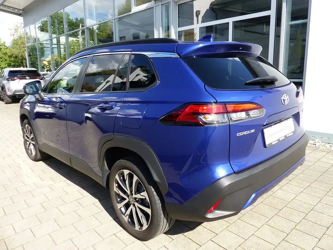 Toyota Corolla Cross Hybrid Business Edition - foto 2