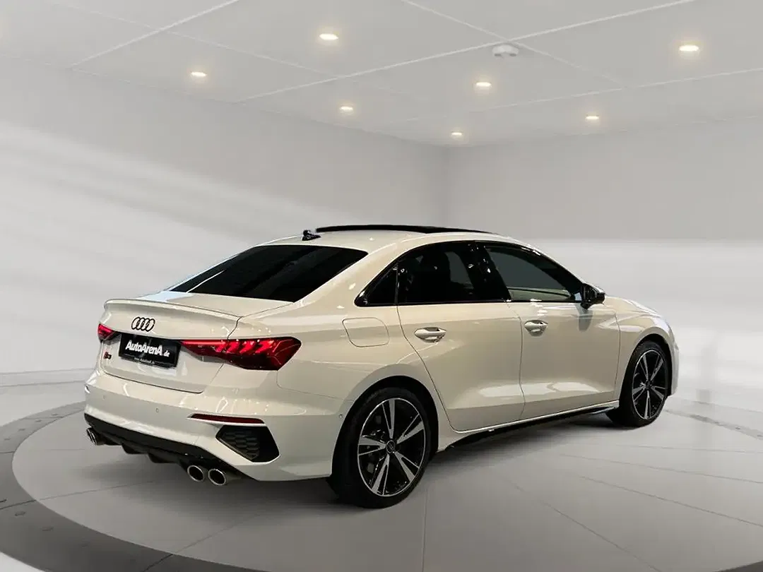 Audi S3 TFSI AUT - foto 1
