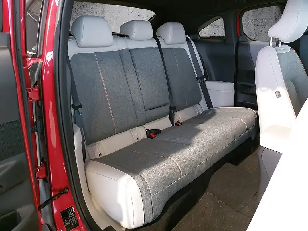 Mazda MX-30 - Thumbnail 8