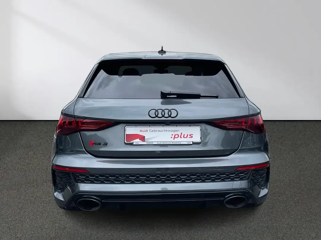 Audi RS3 - Thumbnail 4