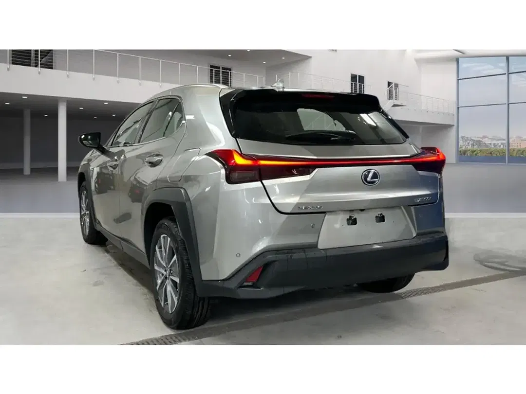 Lexus UX 300e - Thumbnail 4