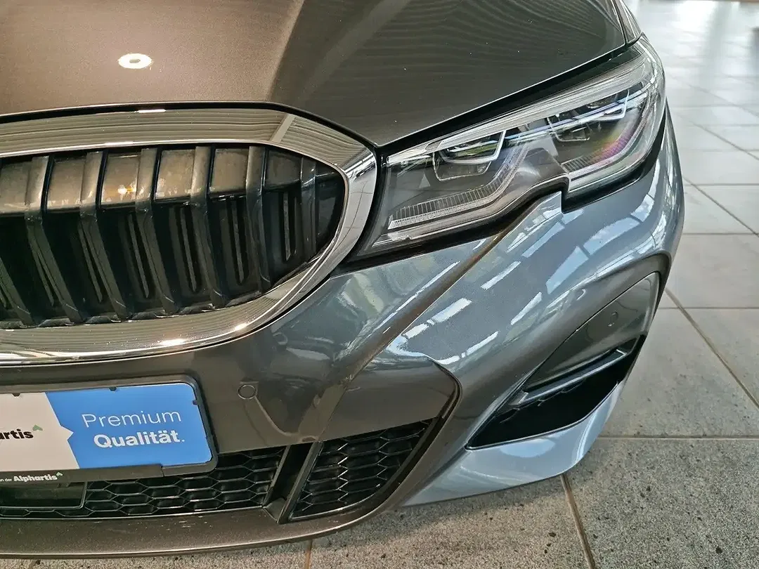 BMW 320 - Thumbnail 11
