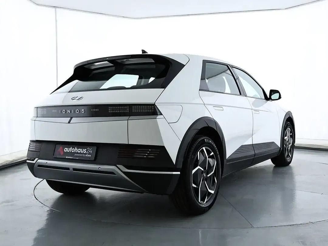 Hyundai IONIQ 5 - Thumbnail 5