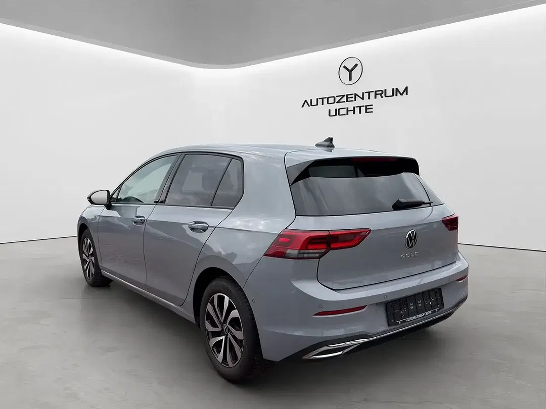 Volkswagen Golf - Thumbnail 5