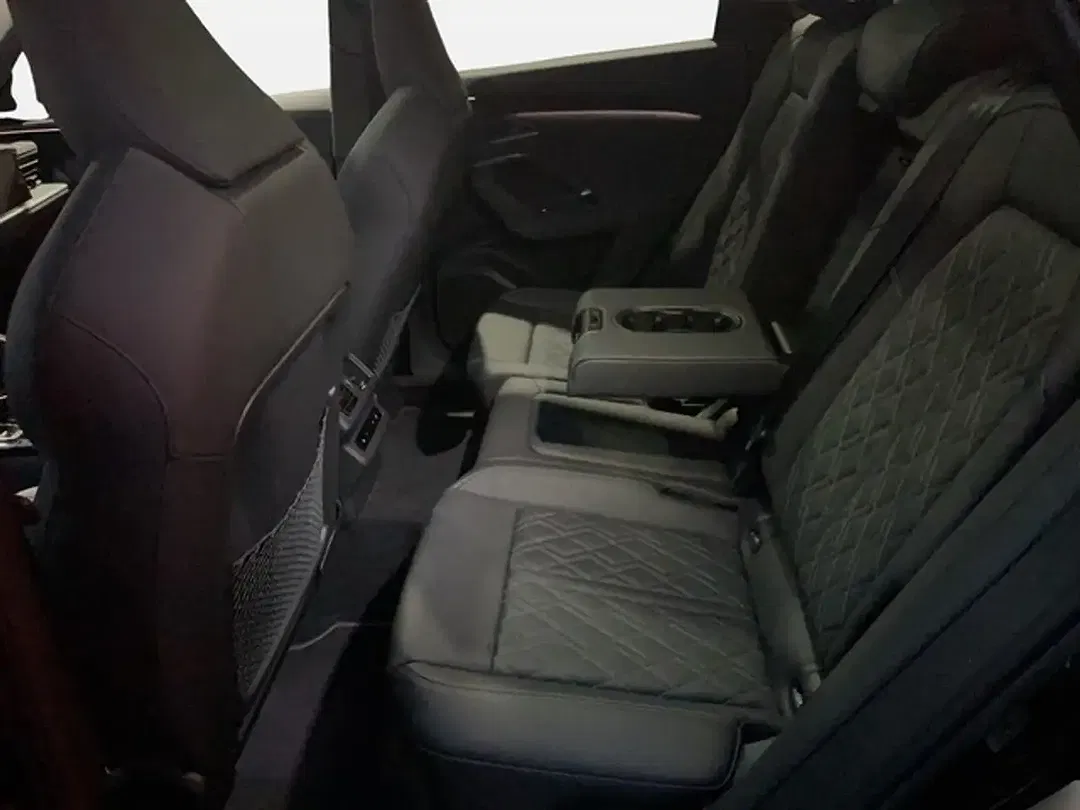 Audi SQ5 - Thumbnail 12