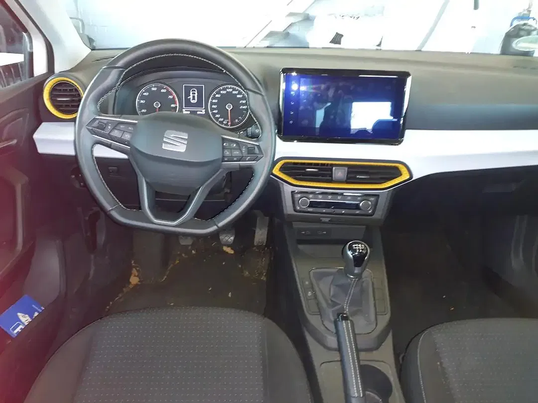 SEAT Ibiza - Thumbnail 6