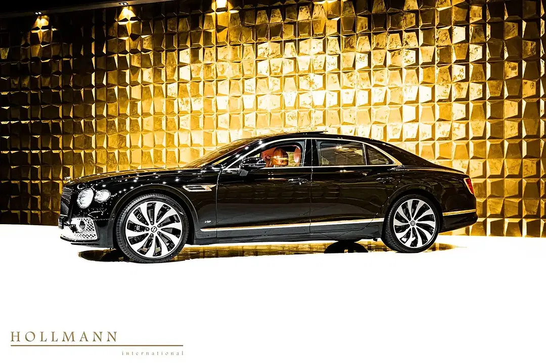 Bentley Flying Spur - Thumbnail 3
