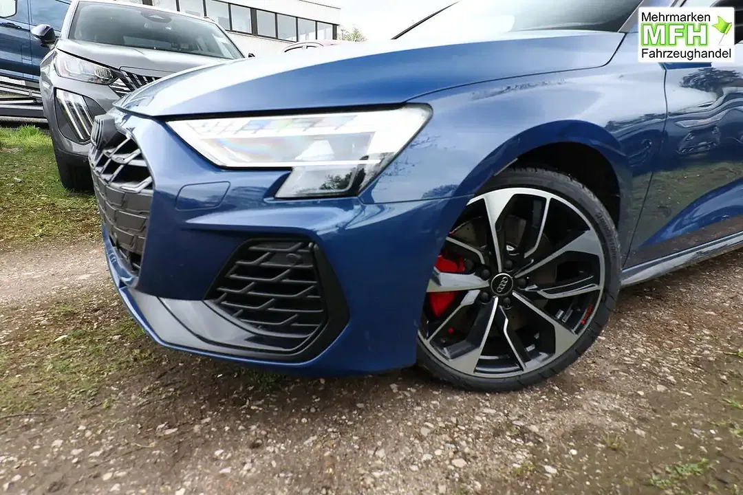 Audi S3 - Thumbnail 4