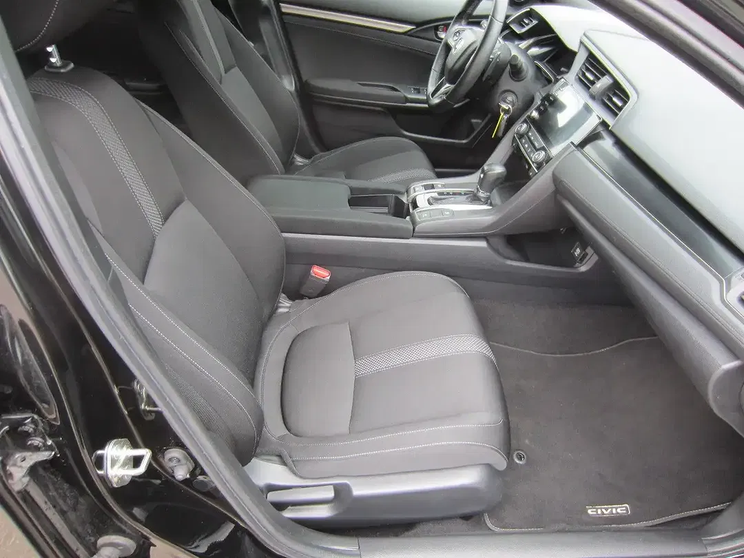 Honda Civic - Thumbnail 6