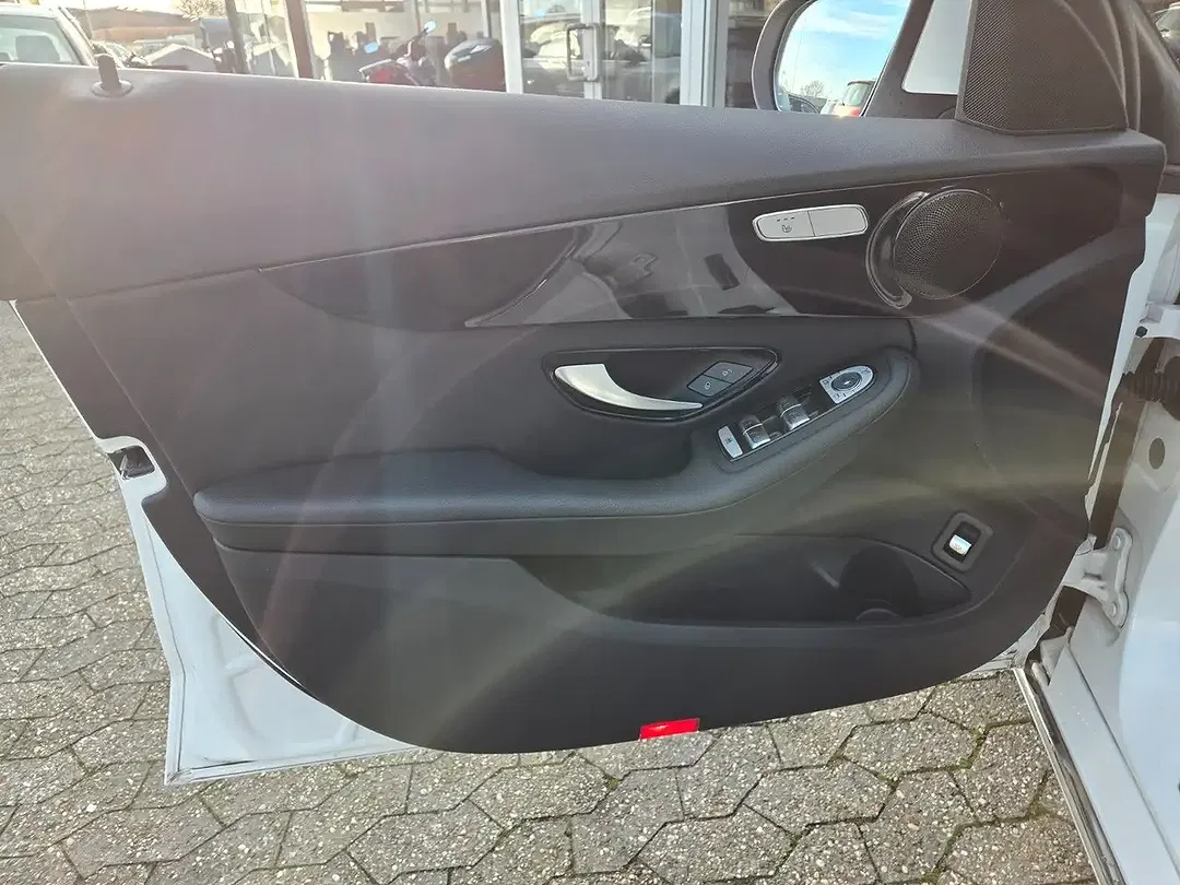 Mercedes-Benz C 180 - Thumbnail 10