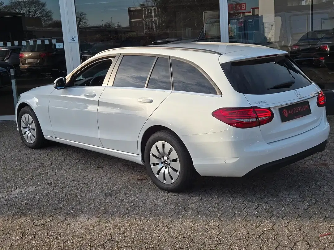 Mercedes-Benz C 180 - Thumbnail 4