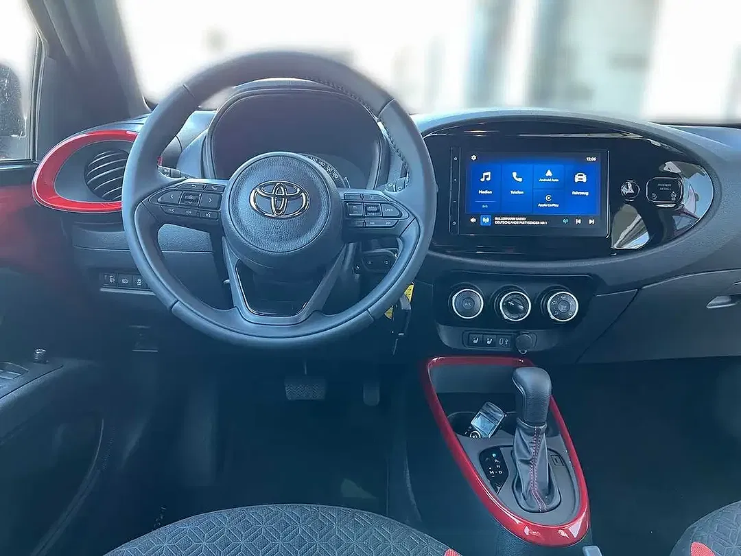 Toyota Aygo X - Thumbnail 9
