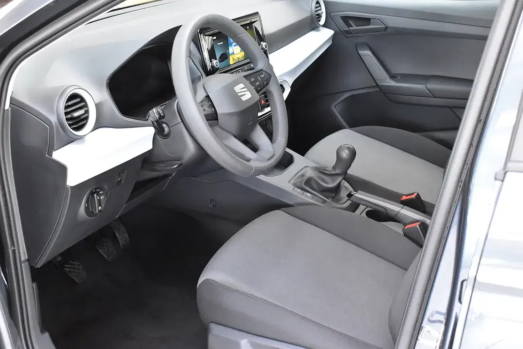SEAT Ibiza - Thumbnail 3