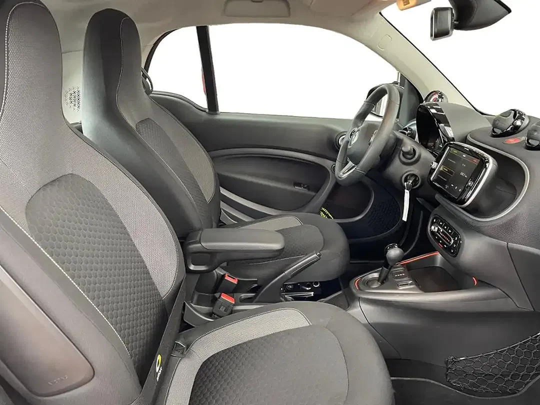 smart forTwo - Thumbnail 8