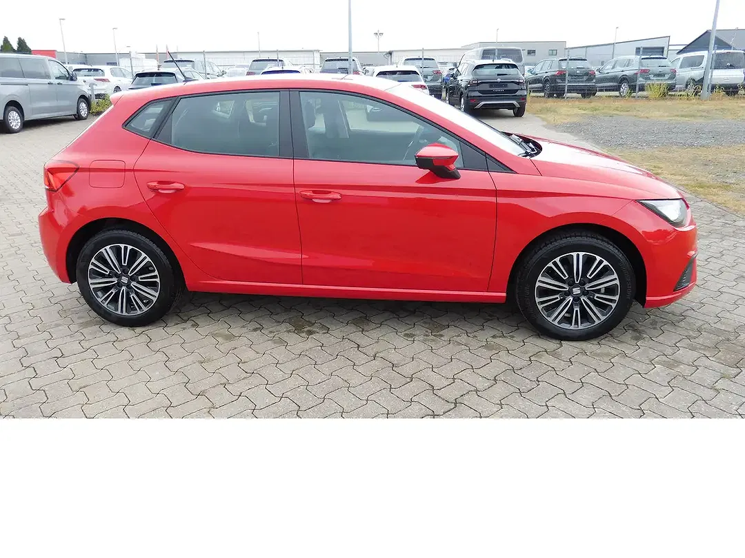 SEAT Ibiza - Thumbnail 2