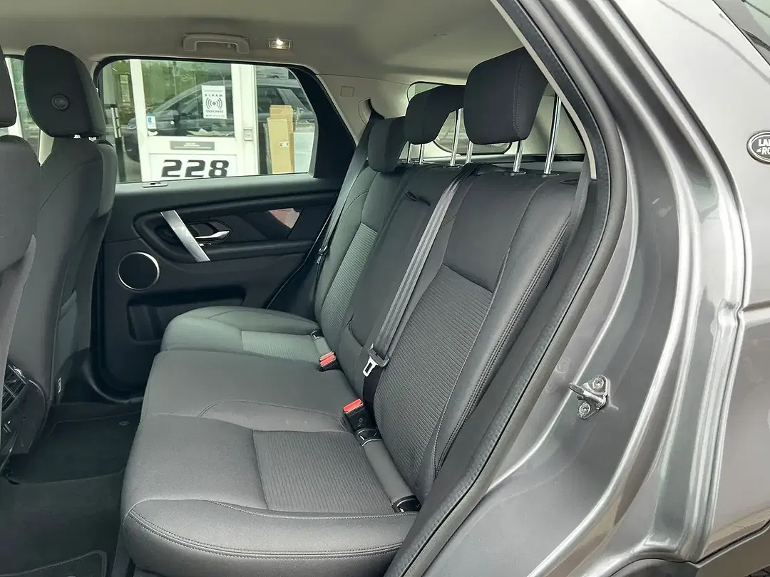 Land Rover Discovery Sport - Thumbnail 7
