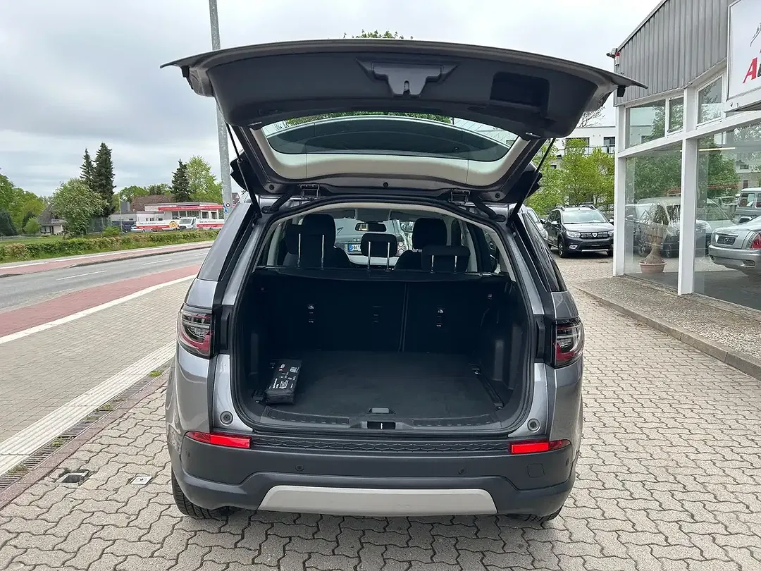 Land Rover Discovery Sport - Thumbnail 5