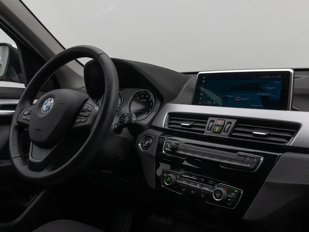 BMW X1 - Thumbnail 34