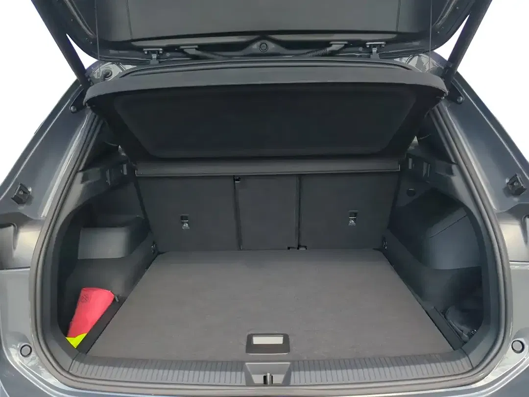 Volkswagen Tiguan - Thumbnail 6