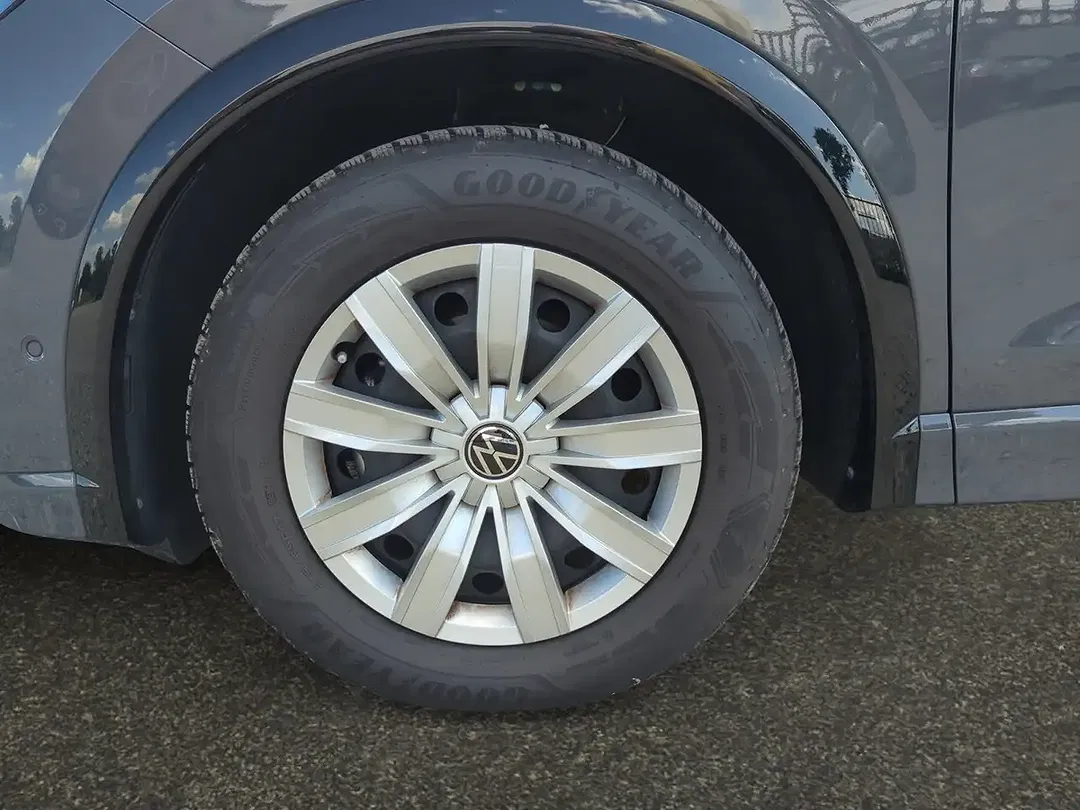Volkswagen Tiguan - Thumbnail 7