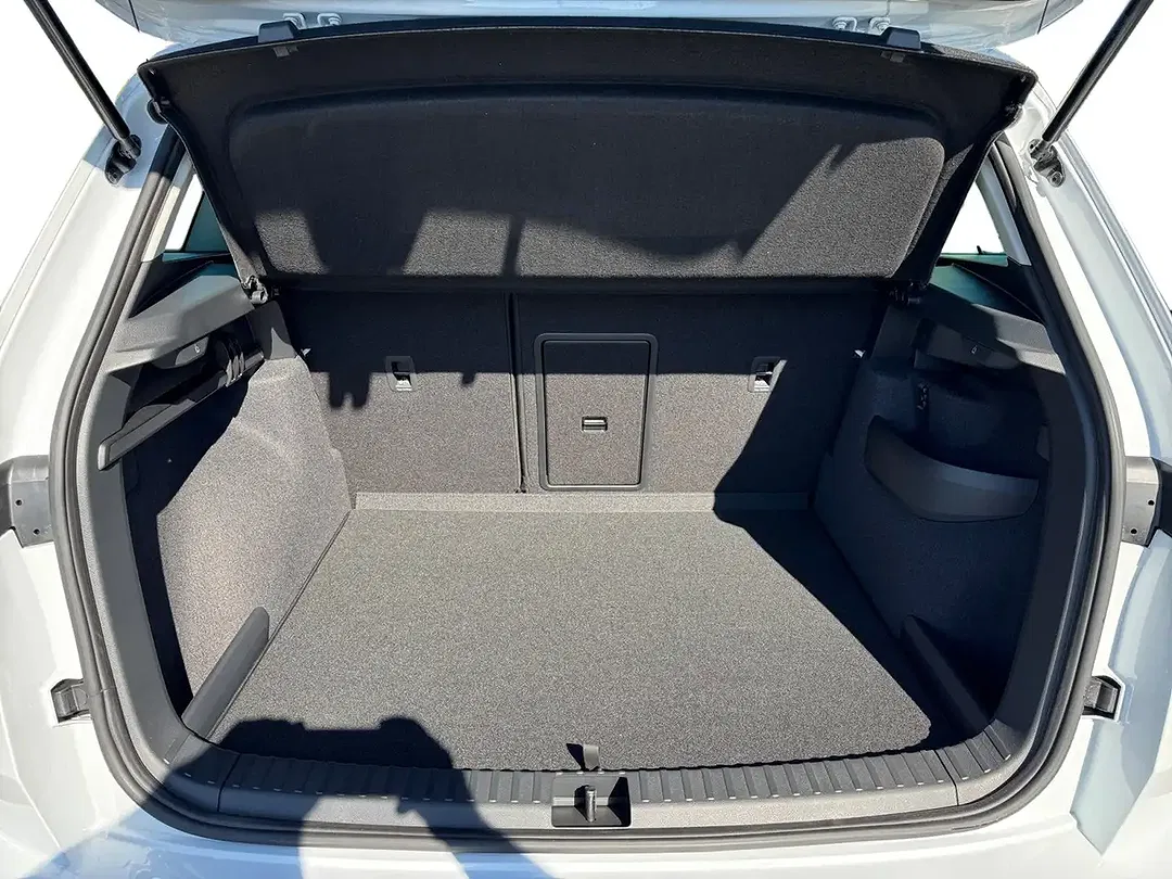 Skoda Karoq - Thumbnail 6