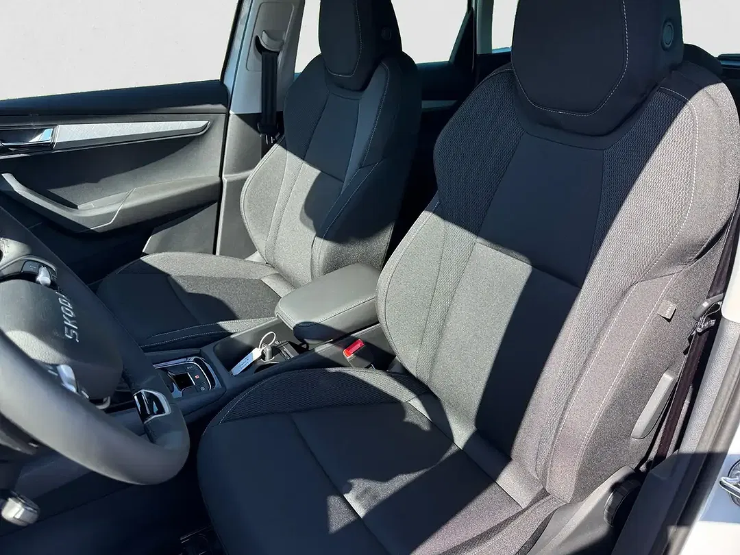 Skoda Karoq - Thumbnail 8