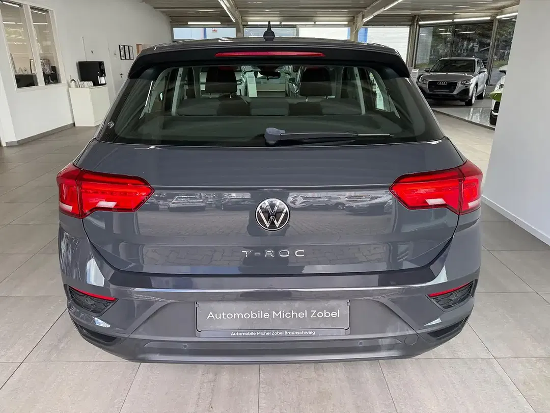 Volkswagen T-Roc - foto 8