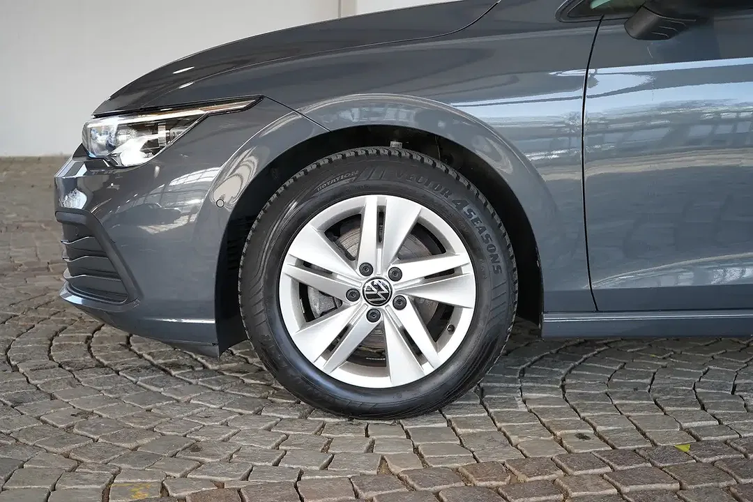 Volkswagen Golf - Thumbnail 8