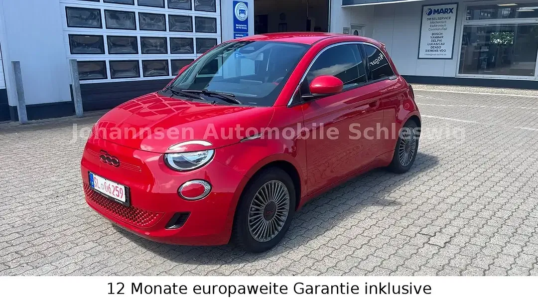 Fiat 500e - Thumbnail 3