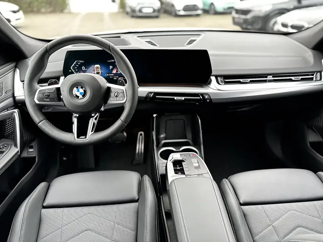 BMW X2 - Thumbnail 14