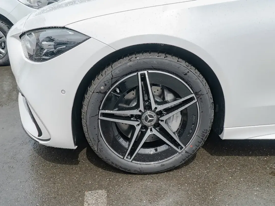 Mercedes-Benz C 180 - Thumbnail 3
