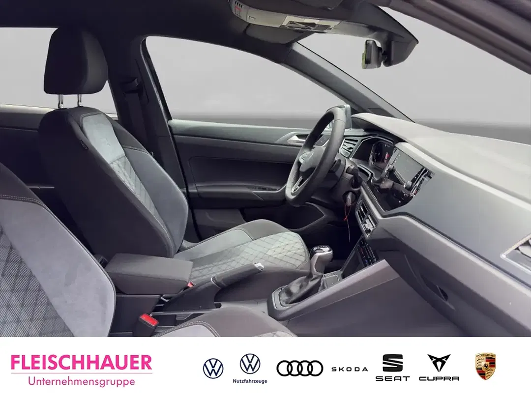Volkswagen Polo - Thumbnail 9