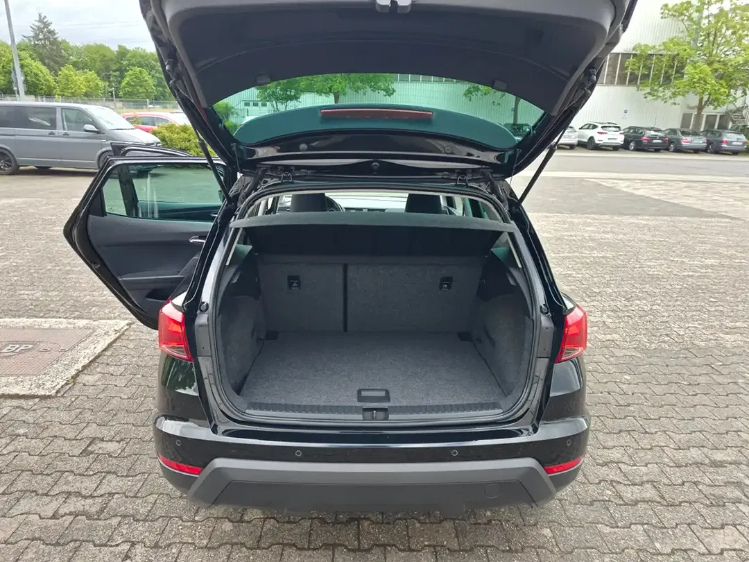 SEAT Arona - Thumbnail 7
