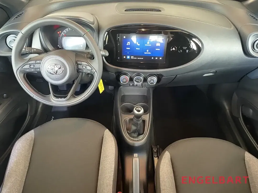 Toyota Aygo X - Thumbnail 9