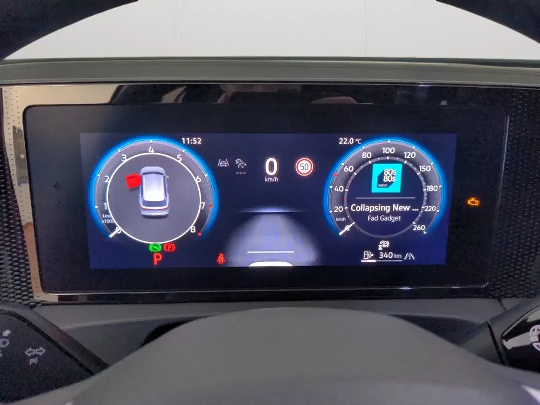 Volkswagen Tiguan - Thumbnail 9