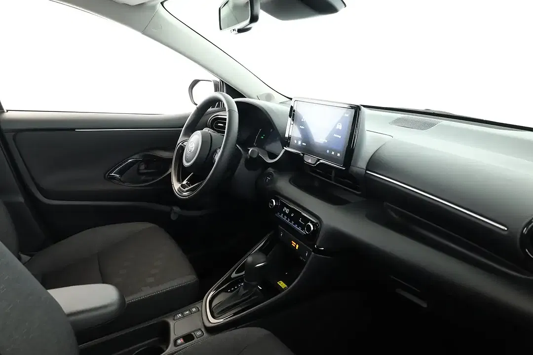Toyota Yaris - Thumbnail 12