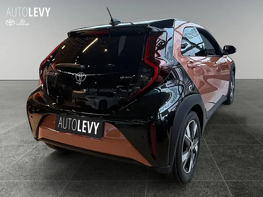Toyota Aygo X - Thumbnail 7