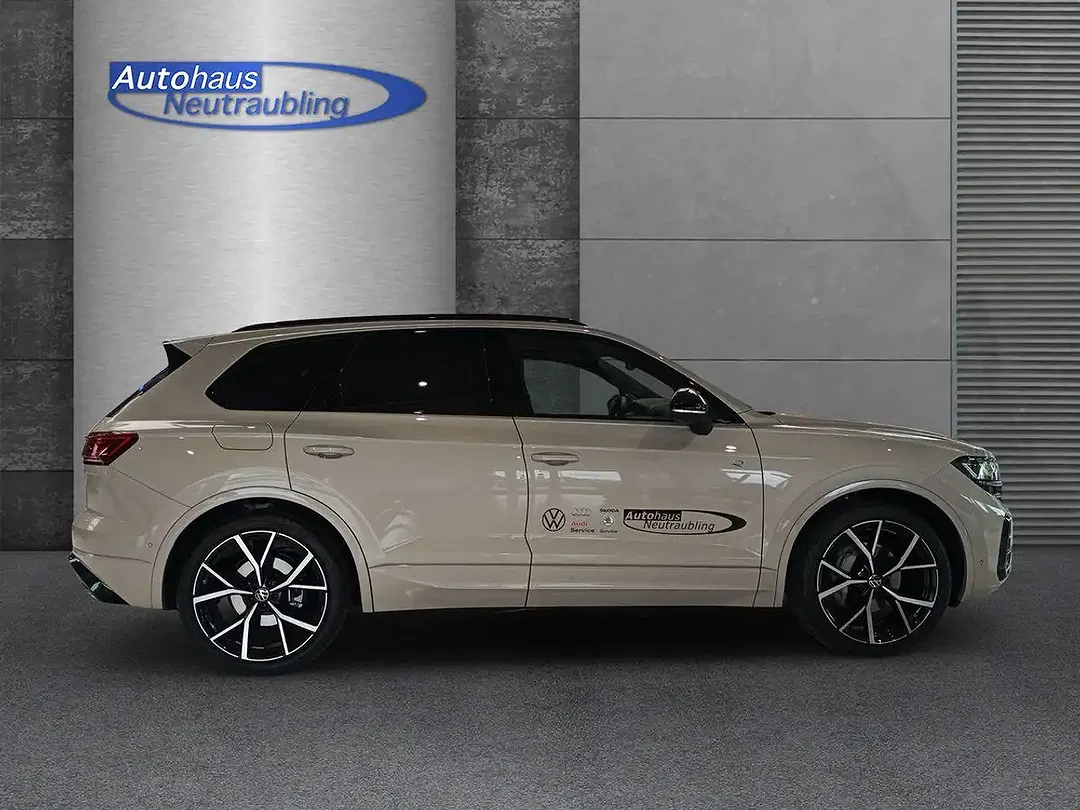 Volkswagen Touareg - Thumbnail 7