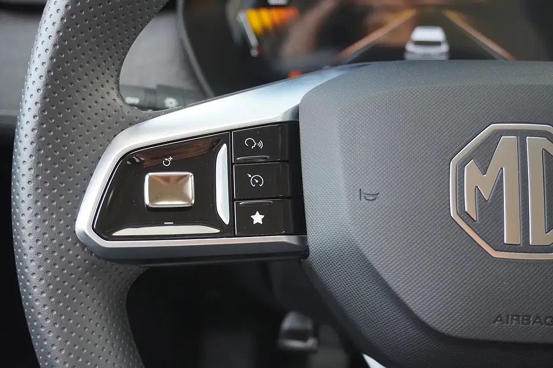 MG ZS - Thumbnail 12