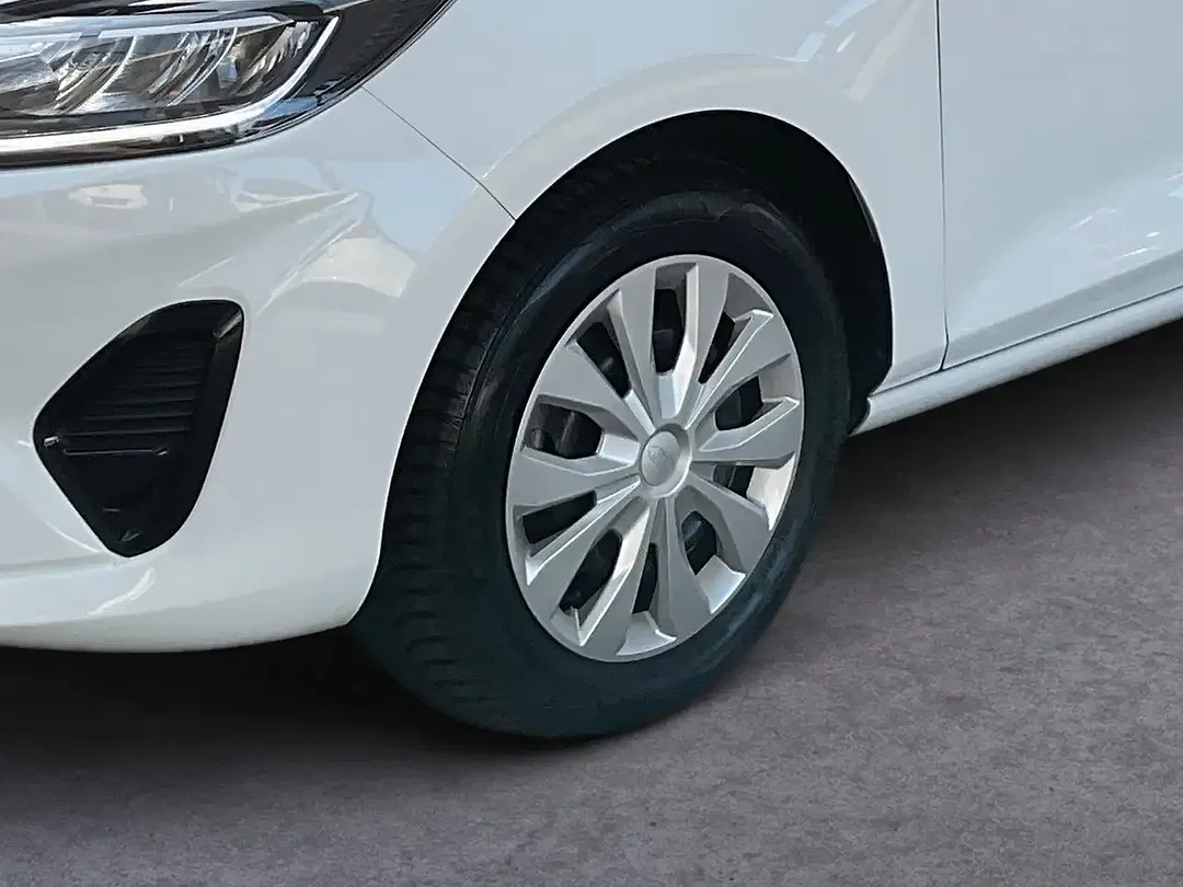 Ford Fiesta - Thumbnail 6