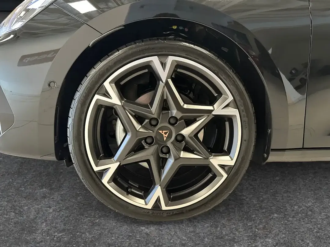 CUPRA Leon - Thumbnail 14