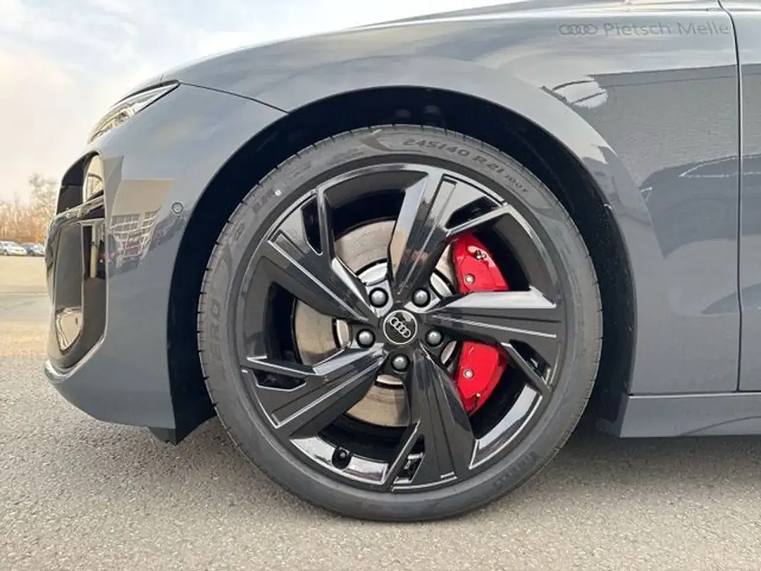 Audi S6 e-tron - Thumbnail 13