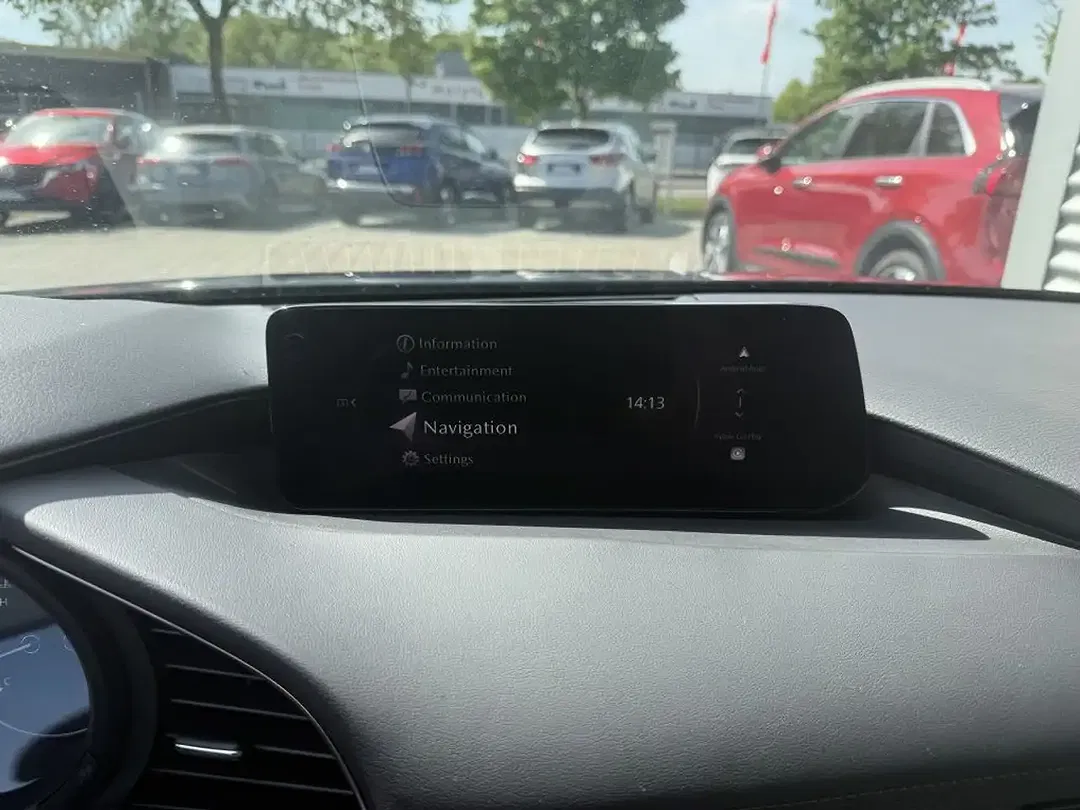 Mazda 3 - Thumbnail 13