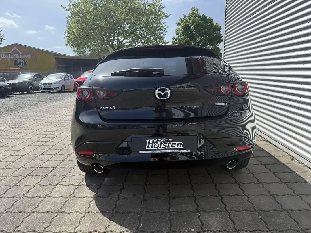 Mazda 3 - Thumbnail 6