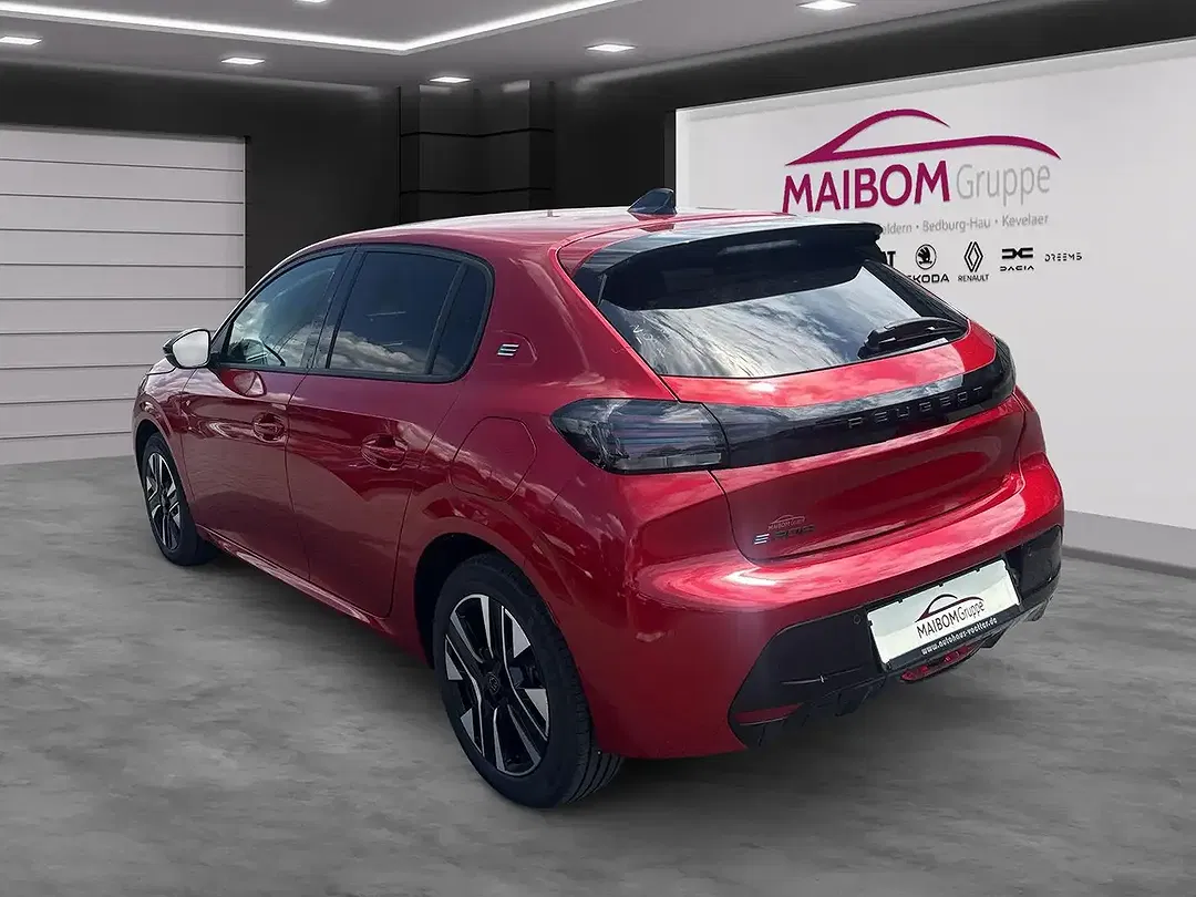 Peugeot 208 - Thumbnail 5