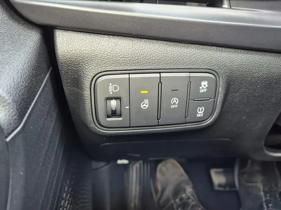 Hyundai i20 - Thumbnail 13